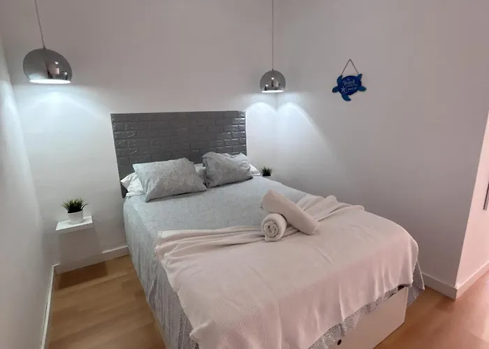 Sea & Pool Hideaway *