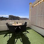 Sea & Pool Hideaway Lejlighed