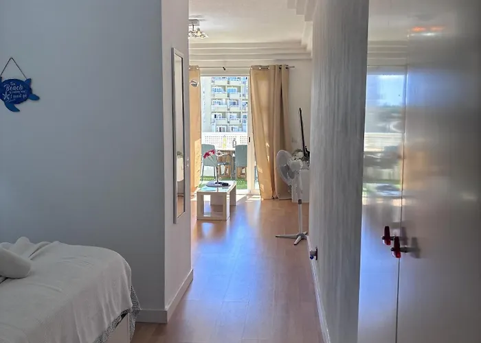 Sea & Pool Hideaway Апартаменти *