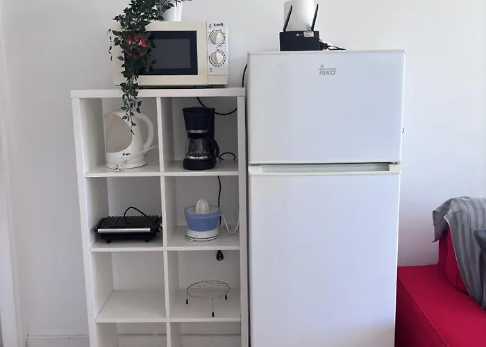 Sea & Pool Hideaway Адехе