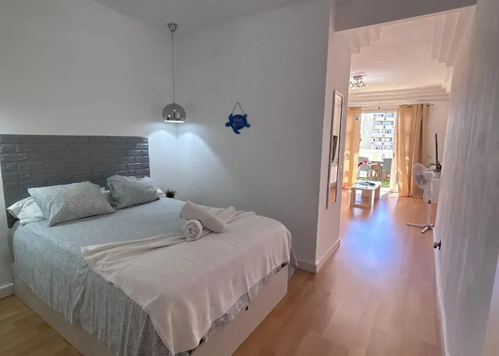 Sea & Pool Hideaway * Адехе