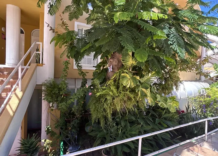 Sea & Pool Hideaway Апартаменти *